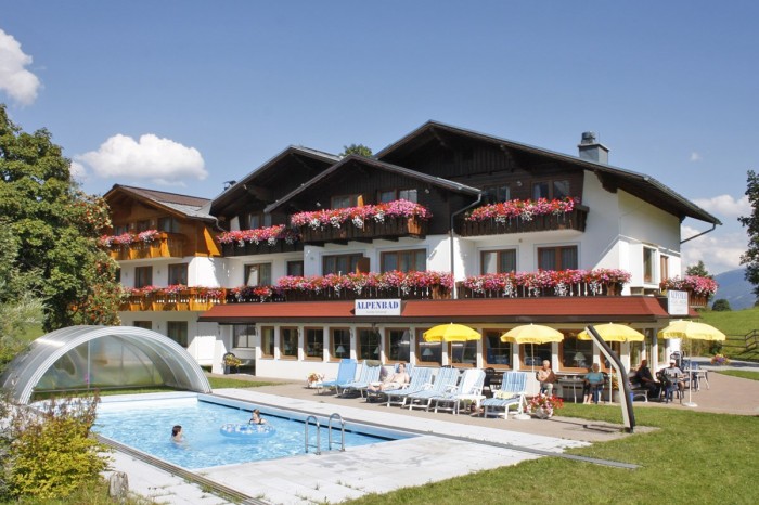 Hotel mit Schwimmbad