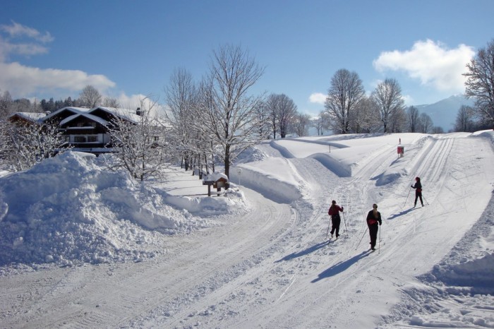 Langlaufloipe und Winterwanderwege direkt neben der Hotel Pension Alpenbad